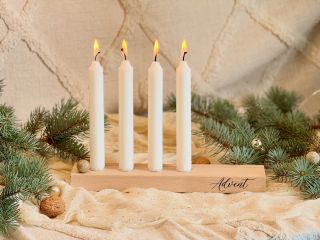 ✨ Advent se blíží… ✨ A s ním i ta nejkrásnější atmosféra roku. 🕯️❄️ Tento dřevěný adventní svícen je vyrobený z kvalitního...